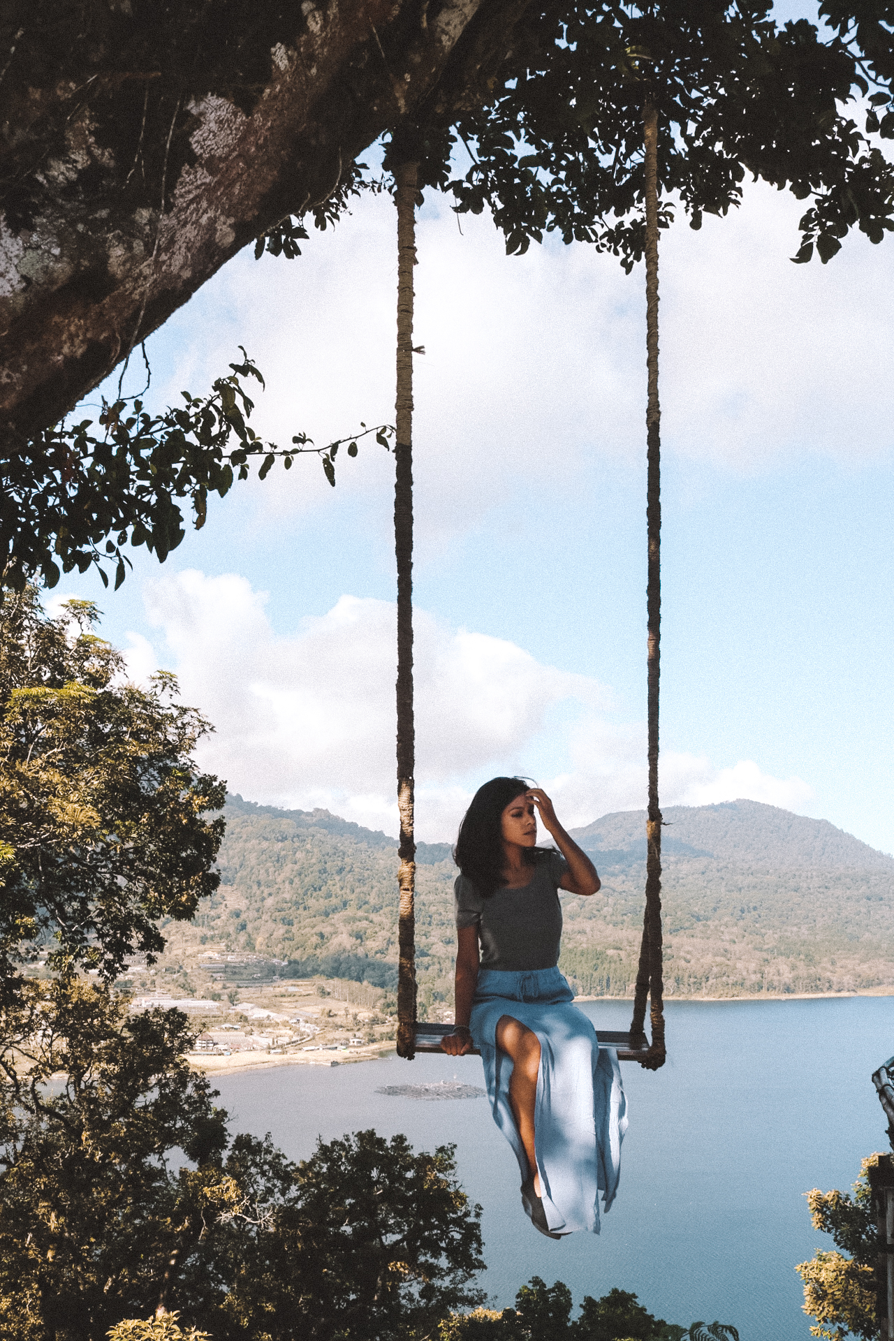 Buyan Lake Instagram swing in Ubud
