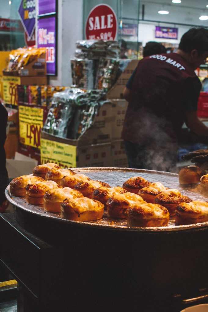 egg buns in Myeongdong Street Market